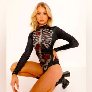 Creeper ribs velvet long sleeve bodysuit